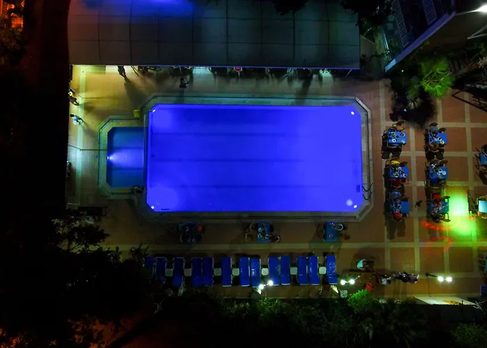 More Hotel Hotel
