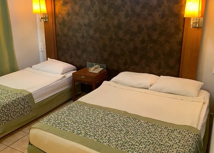 Hotel More Hotel 3*