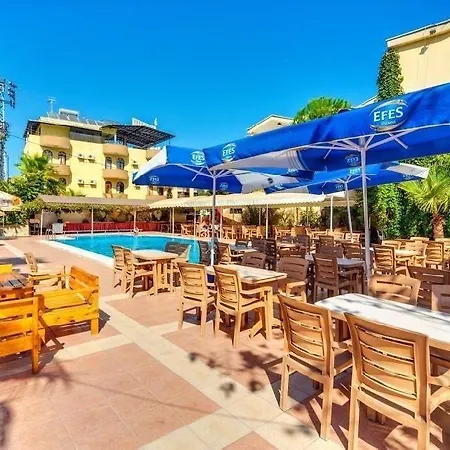 More Hotel 3* בלדיבי