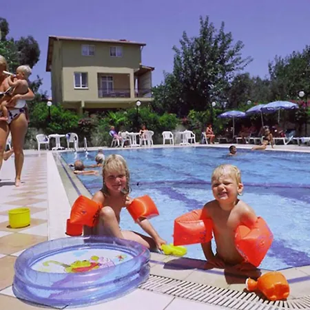 More Hotel Отель 3*