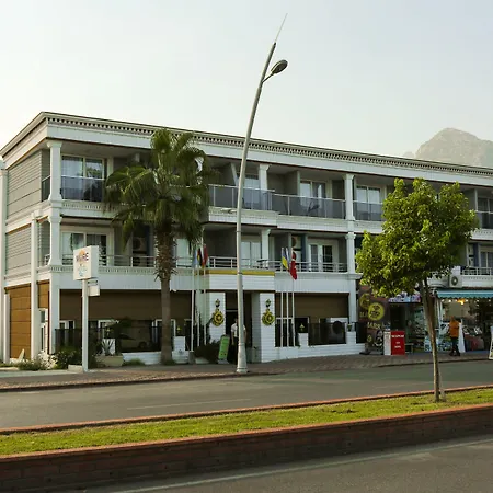 More Hotel