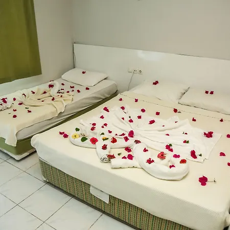 More Hotel Отель Бельдиби