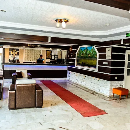 More Hotel מלון בלדיבי