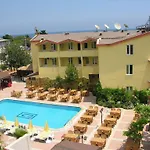 More Hotel