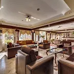 More Hotel