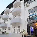 More Hotel 3*