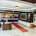 Hotel More Hotel 3*